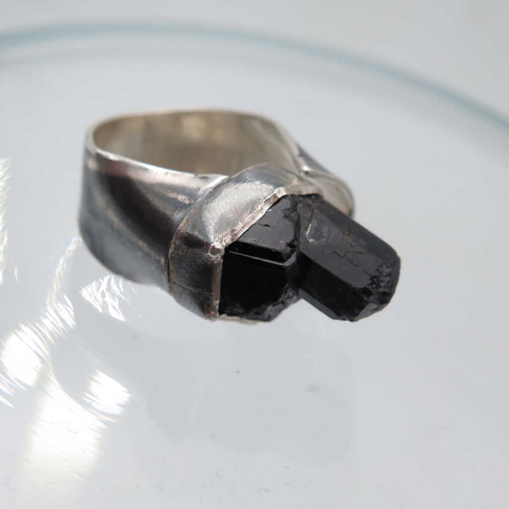 Monolith Silver ring in Black Tourmaline - Alkisti Jewelry