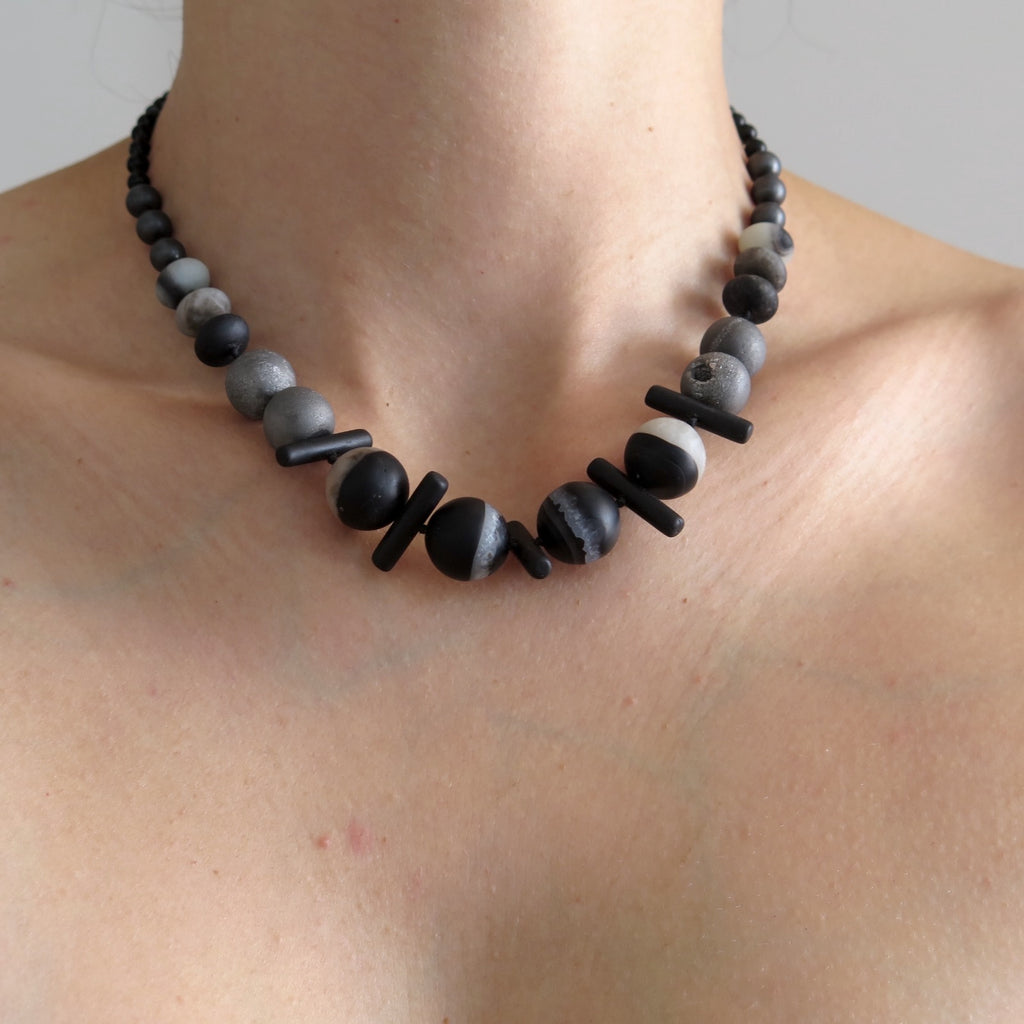 Old Fashioned Black Agate Beaded Necklace - Alkisti Jewelry