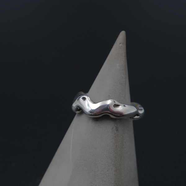 Stormy sculptural Ring in Silver