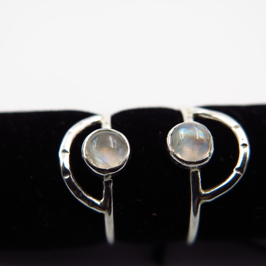 Sunrise Ring in Moonstone - Alkisti Jewelry