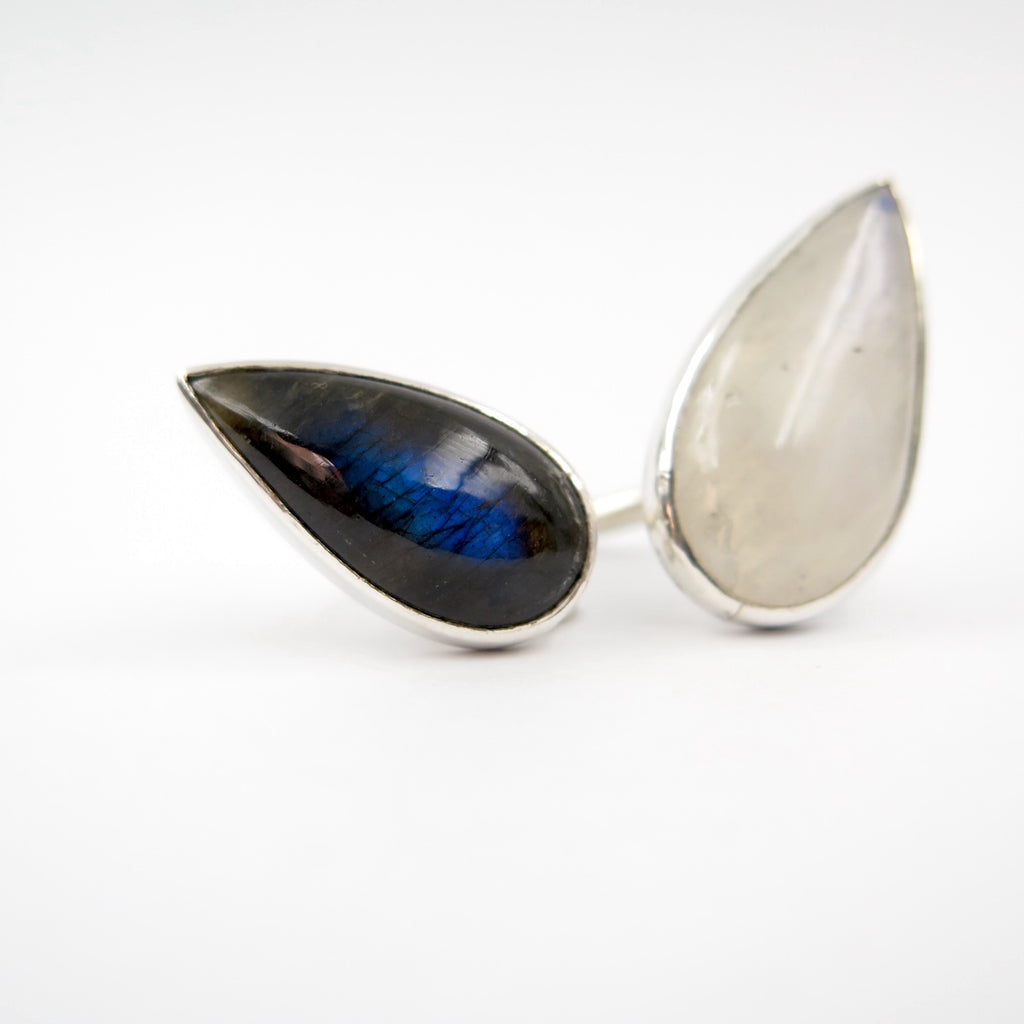 Wings Ring in Labradorite & Moonstone - Alkisti Jewelry