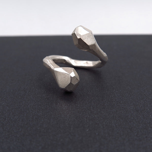 Poly Snake Ring in Bronze/Silver - Alkisti Jewelry