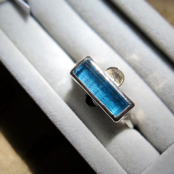 Sunset Signet in Silver, 14K Gold and Apatite - Alkisti Jewelry