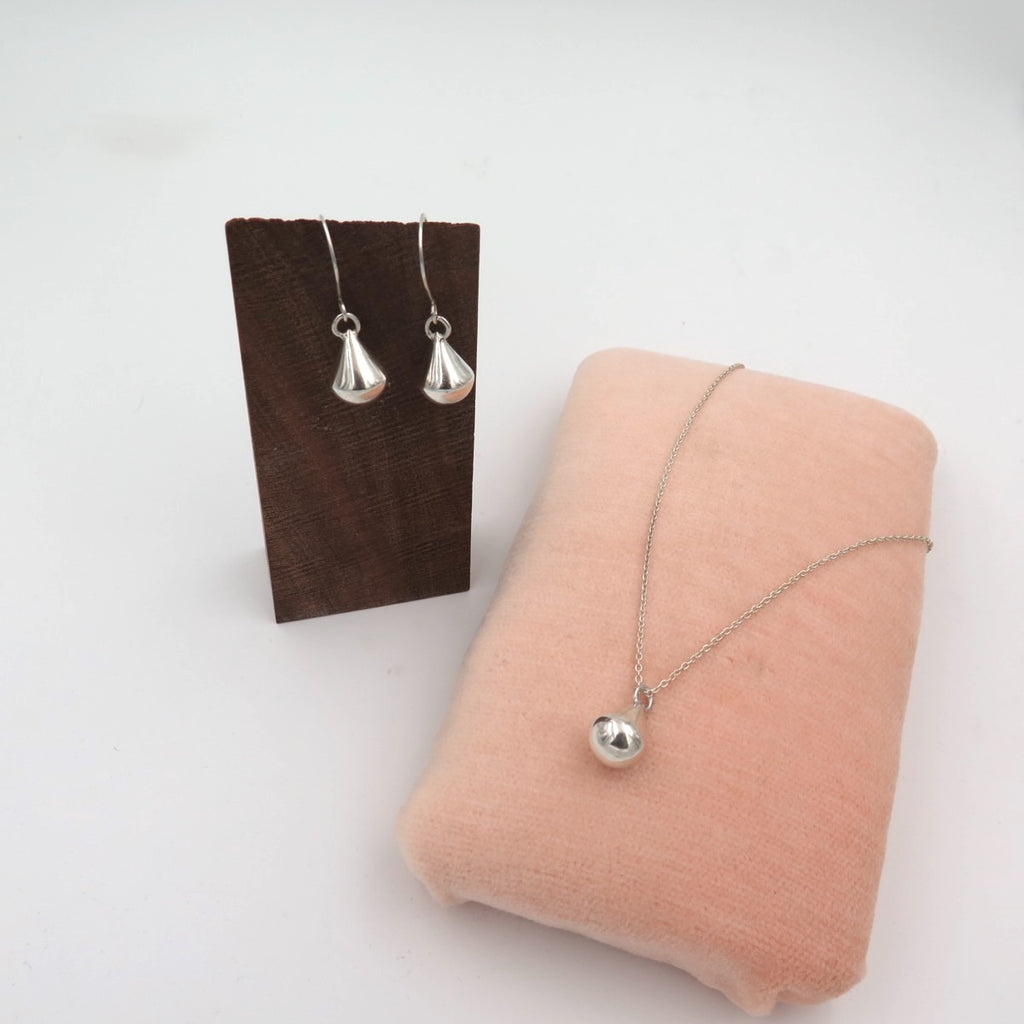 Droplet Necklace in Bronze/Silver/14K Gold - Alkisti Jewelry