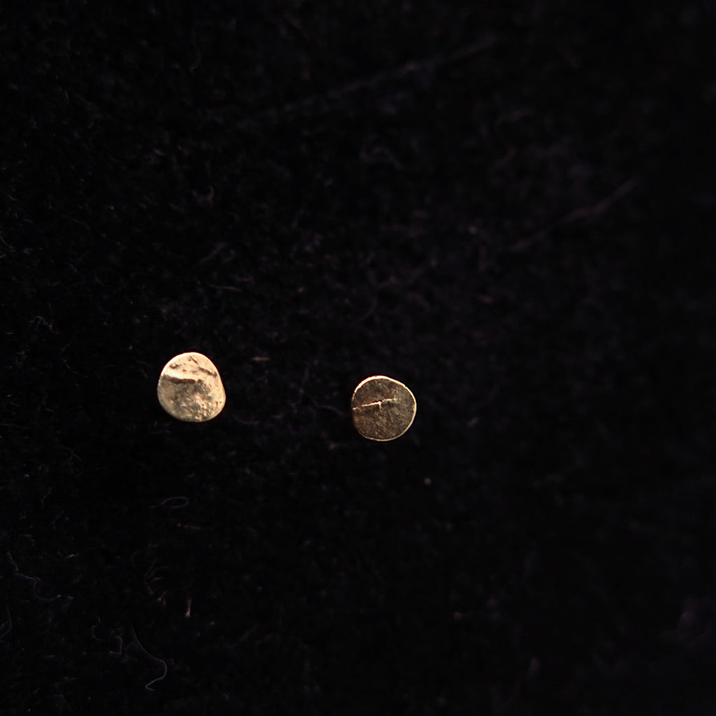 Disc Recycled 14K Gold Stud Earrings - Alkisti Jewelry