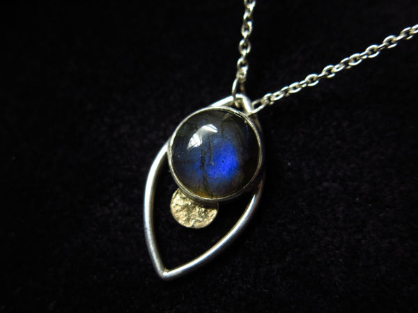 Santa Maria Fine Necklace in Labradorite - Alkisti Jewelry