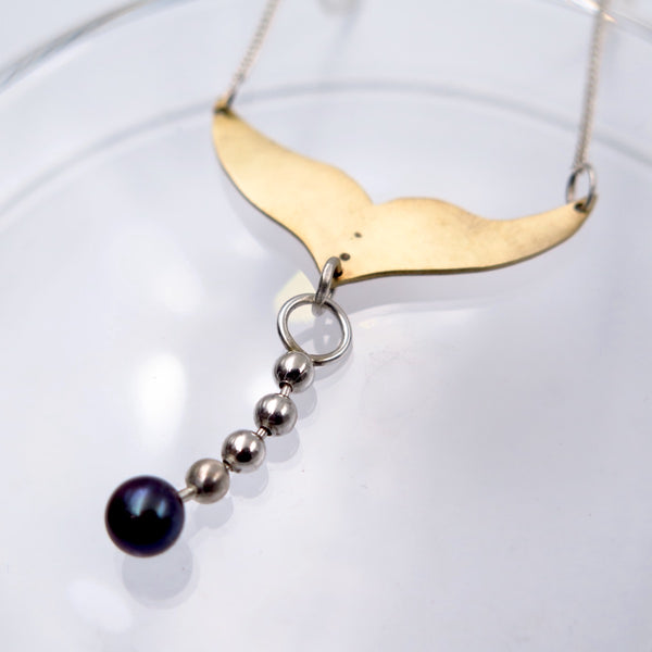 Fish Tail Necklace in Bronze/Silver & Pearl - Alkisti Jewelry