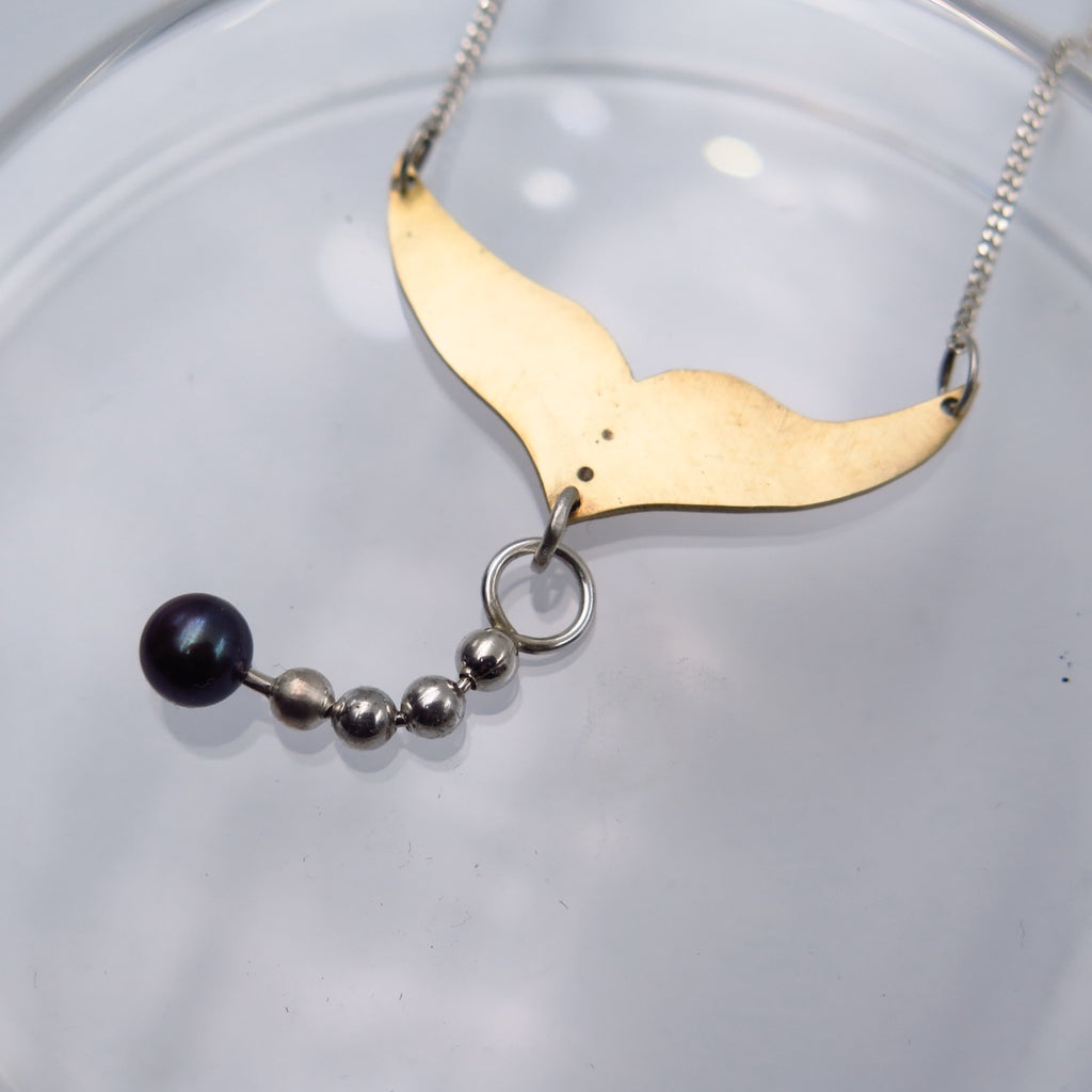 Fish Tail Necklace in Bronze/Silver & Pearl - Alkisti Jewelry