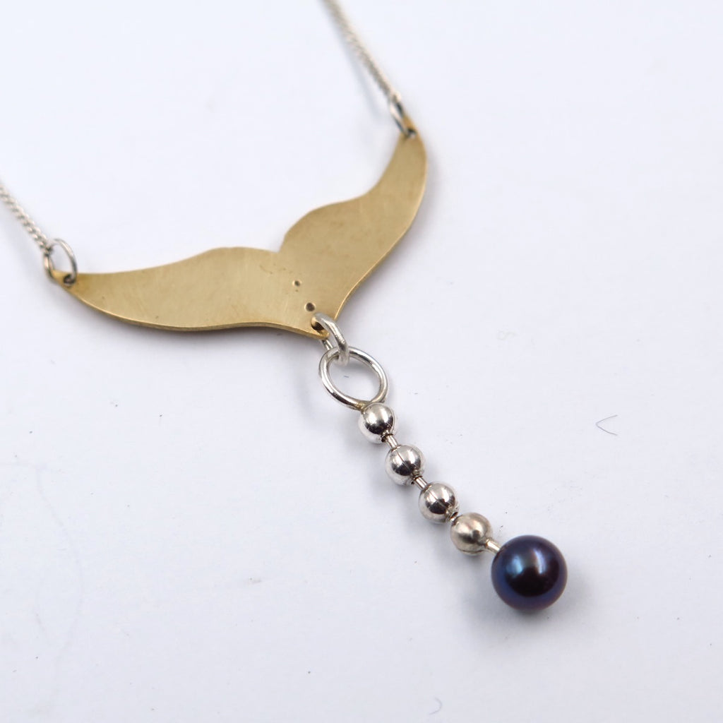 Fish Tail Necklace in Bronze/Silver & Pearl - Alkisti Jewelry