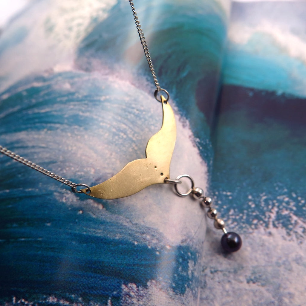 Fish Tail Necklace in Bronze/Silver & Pearl - Alkisti Jewelry