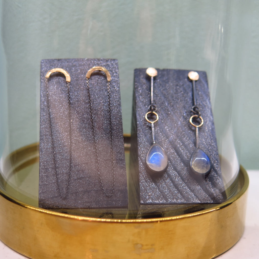 Dark Chain Fine Studs in 14K Gold - Alkisti Jewelry