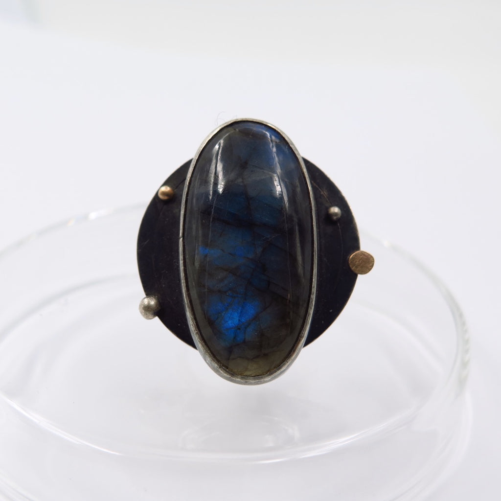 Andromeda Fine Ring in Labradorite - Alkisti Jewelry
