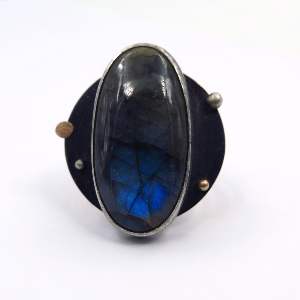 Andromeda Fine Ring in Labradorite - Alkisti Jewelry