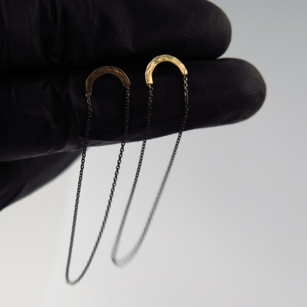 Dark Chain Fine Studs in 14K Gold - Alkisti Jewelry