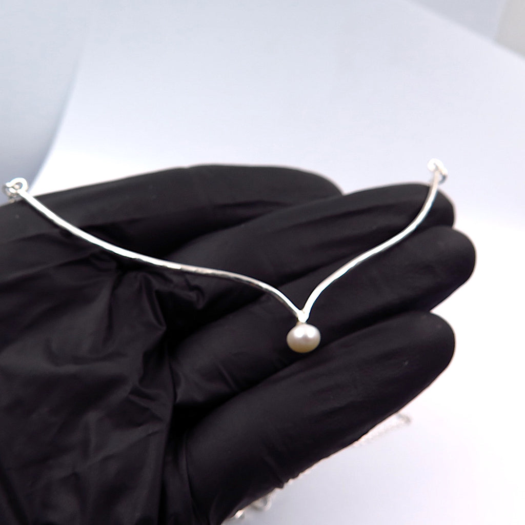 Flying Pearl Necklace in Silver & Pearl - Alkisti Jewelry