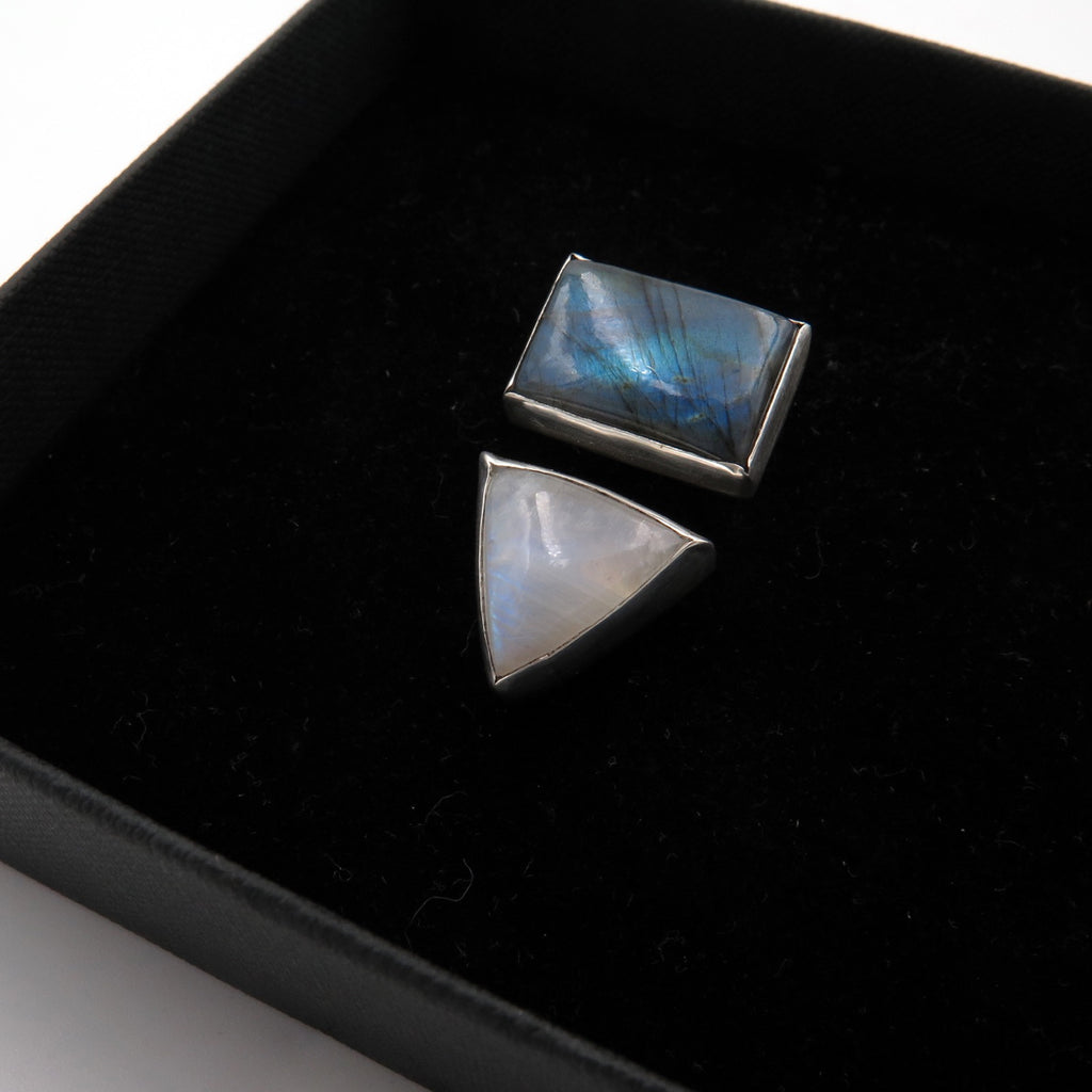 Statement Ring in Labradorite & Moonstone - Alkisti Jewelry