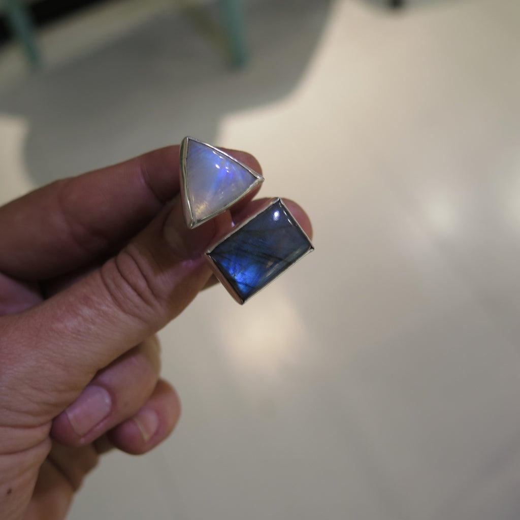 Statement Ring in Labradorite & Moonstone - Alkisti Jewelry