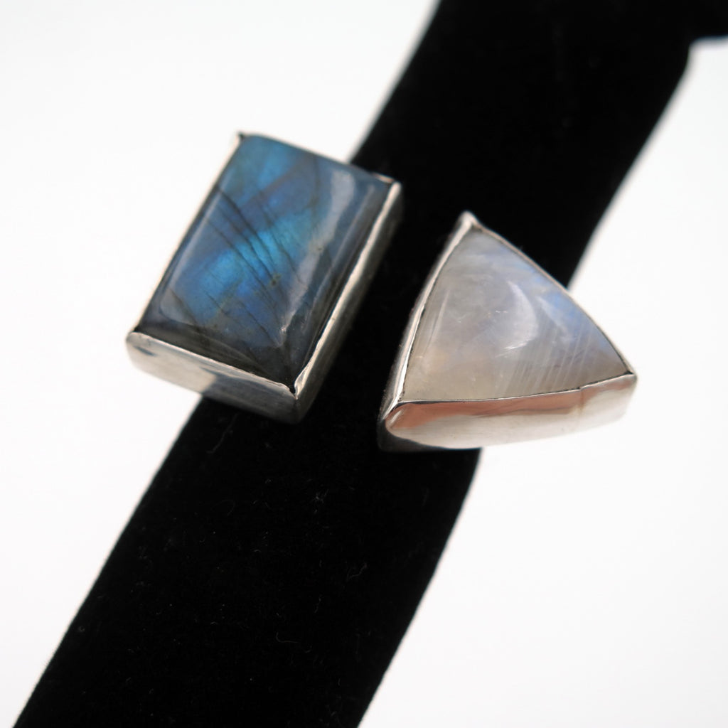 Statement Ring in Labradorite & Moonstone - Alkisti Jewelry